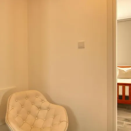 Phaedrus Living Coral Seabreeze * Larnaca