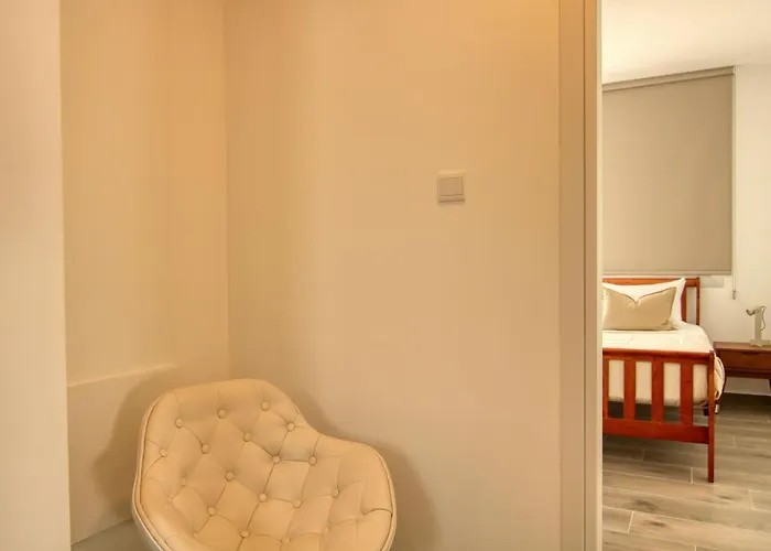 Phaedrus Living Coral Seabreeze * Larnaca