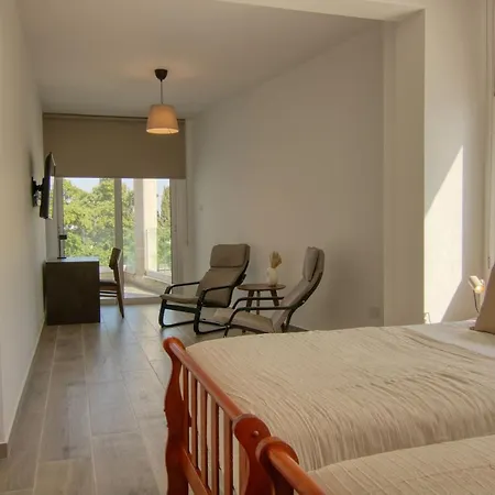 Phaedrus Living Coral Seabreeze * Larnaca