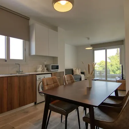 Phaedrus Living Coral Seabreeze Apartament