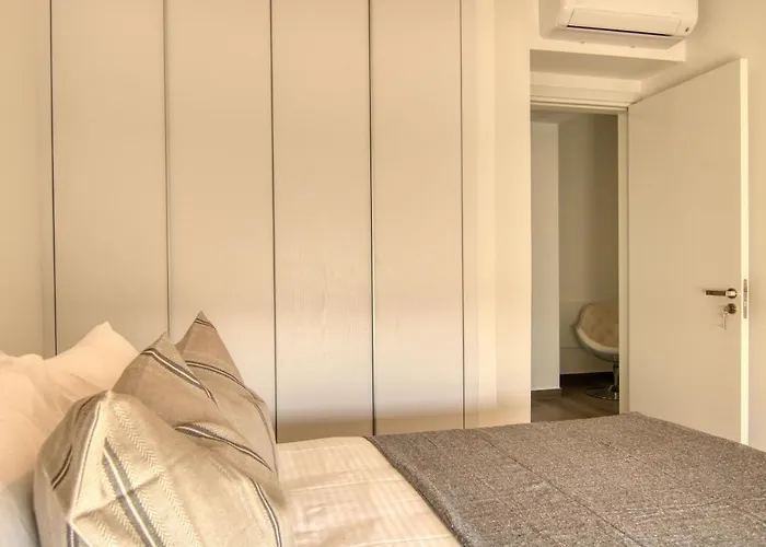 Phaedrus Living Coral Seabreeze